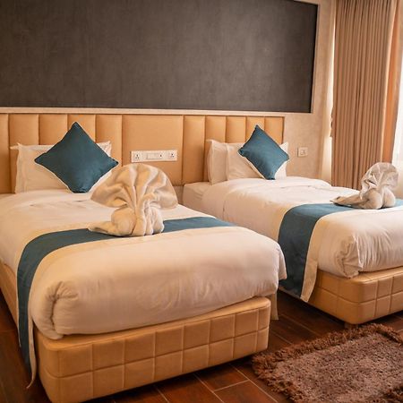 Hotel Black Diamond - Transit Point Inside Hotel 加德满都 外观 照片