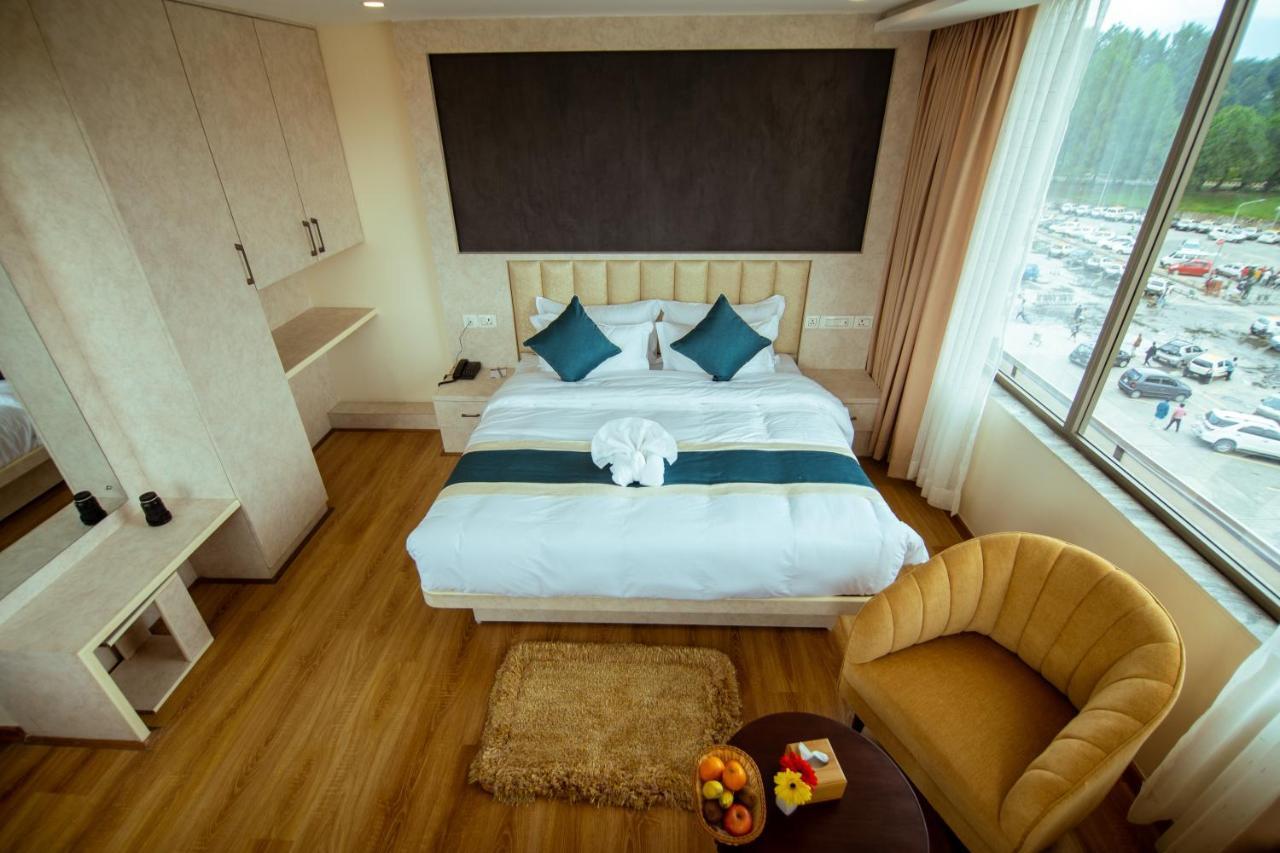 Hotel Black Diamond - Transit Point Inside Hotel 加德满都 外观 照片